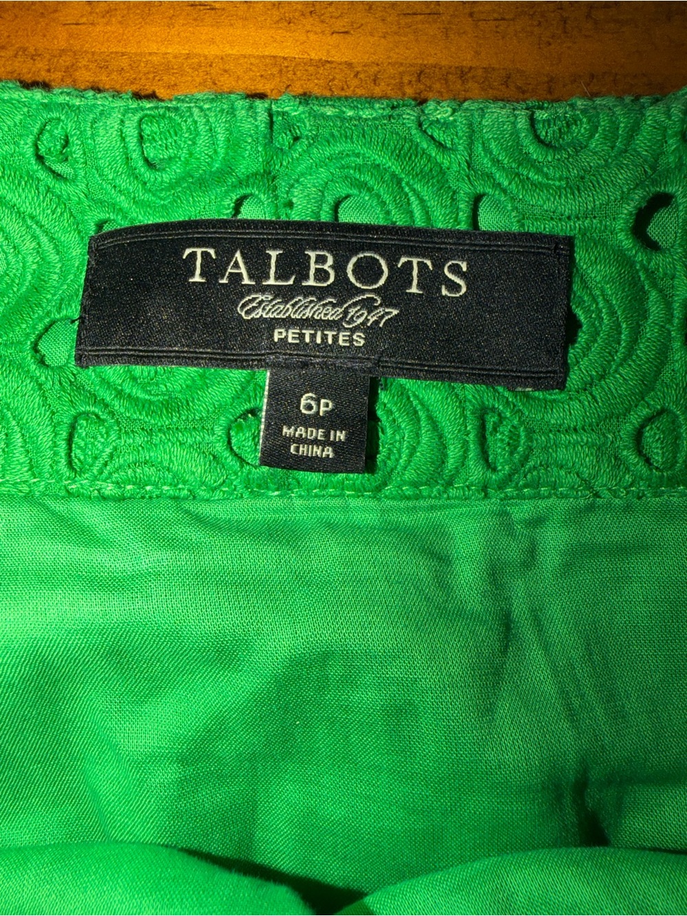 Talbots 6P Emerald Eyelet Pencil Skirt - Picture 2 of 9